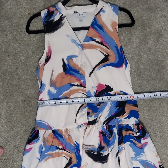 Nine West Button Front Ruffle Hem Dress In Ivory Swirl Pattern Size Small - Picture 6 of 10